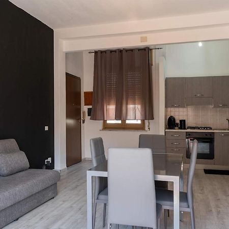 Monfalcone City Room Rental Apartment กาญารี ภายนอก รูปภาพ