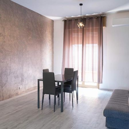 Monfalcone City Room Rental Apartment กาญารี ภายนอก รูปภาพ