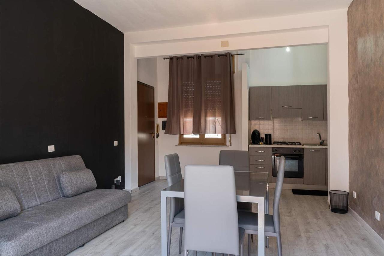 Monfalcone City Room Rental Apartment กาญารี ภายนอก รูปภาพ